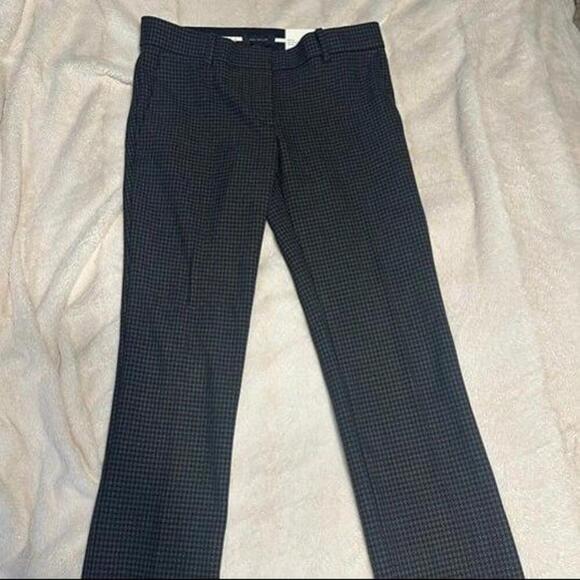 Ann Taylor Pants - Ann Taylor Slim Leg Houndstooth Ankle Pants - Size 2